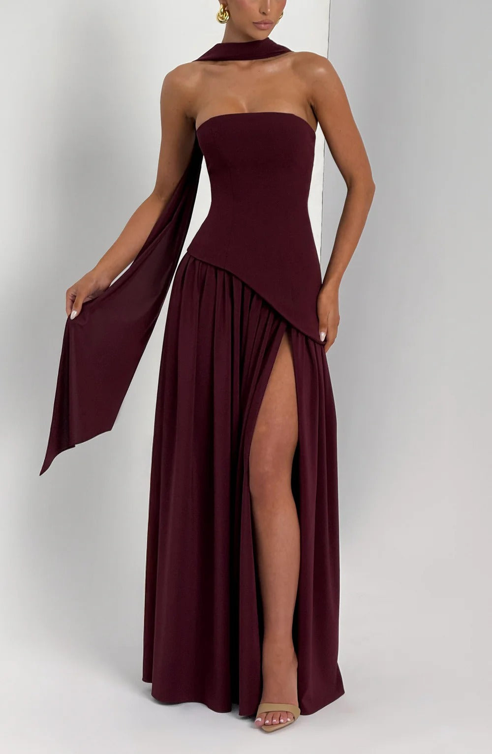 AMARI MAXI DRESS