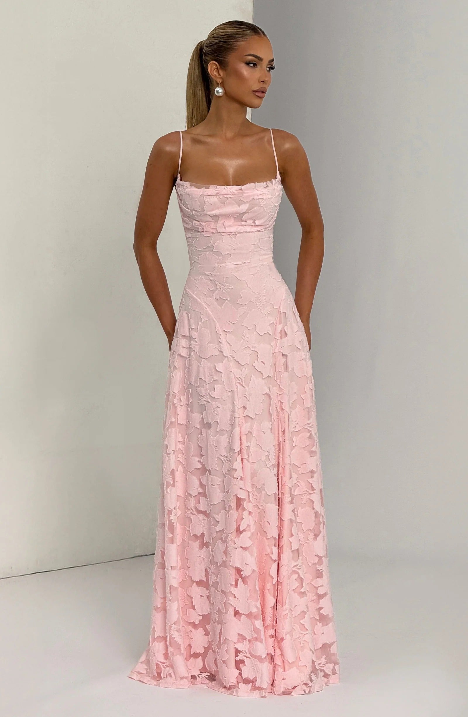 ALIRA MAXI DRESS